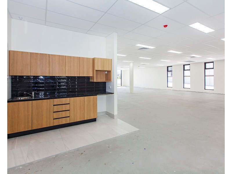 108 Siganto Drive, Helensvale QLD 4212