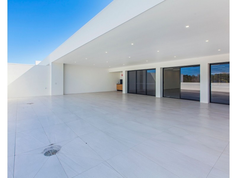 108 Siganto Drive, Helensvale QLD 4212