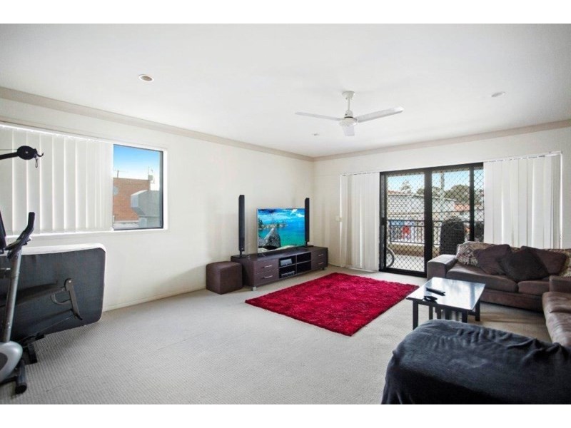 24 Musgrave Avenue, Southport QLD 4215