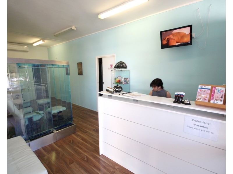 Shop 5/110 Old Pacific Highway, Oxenford QLD 4210