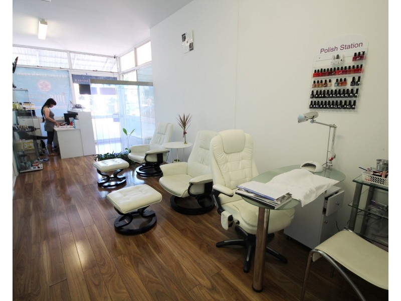 Shop 5/110 Old Pacific Highway, Oxenford QLD 4210