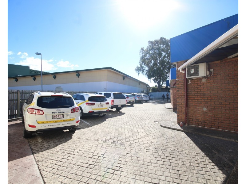 Shop 5/110 Old Pacific Highway, Oxenford QLD 4210