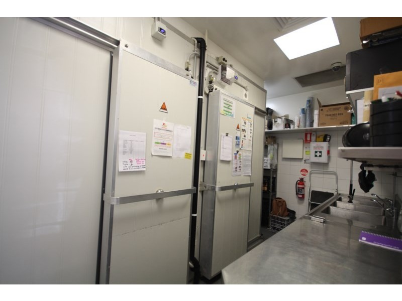 Shop 7A/90 Markeri Street, Mermaid Waters QLD 4218