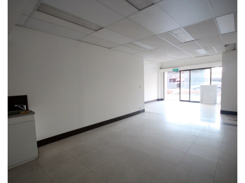 Shop 5/3045 Surfers Paradise Boulevard, Surfers Paradise QLD 4217