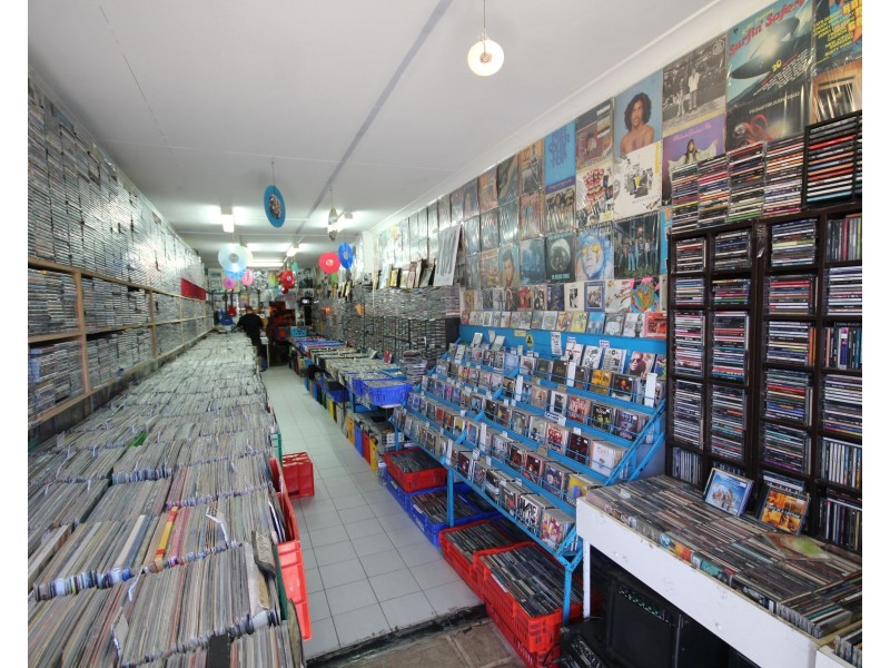 Shop 3B/2560 Gold Coast Highway, Mermaid Beach QLD 4218