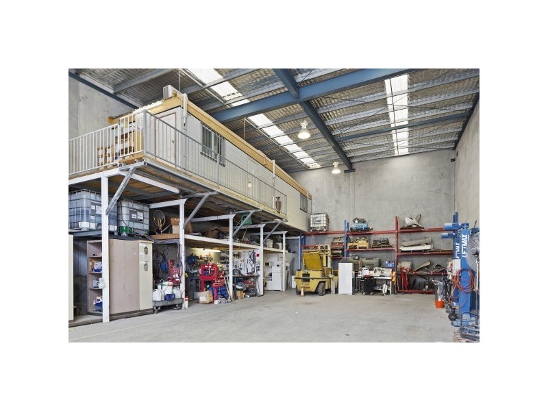 11/2 Calabro Way, Burleigh Heads QLD 4220