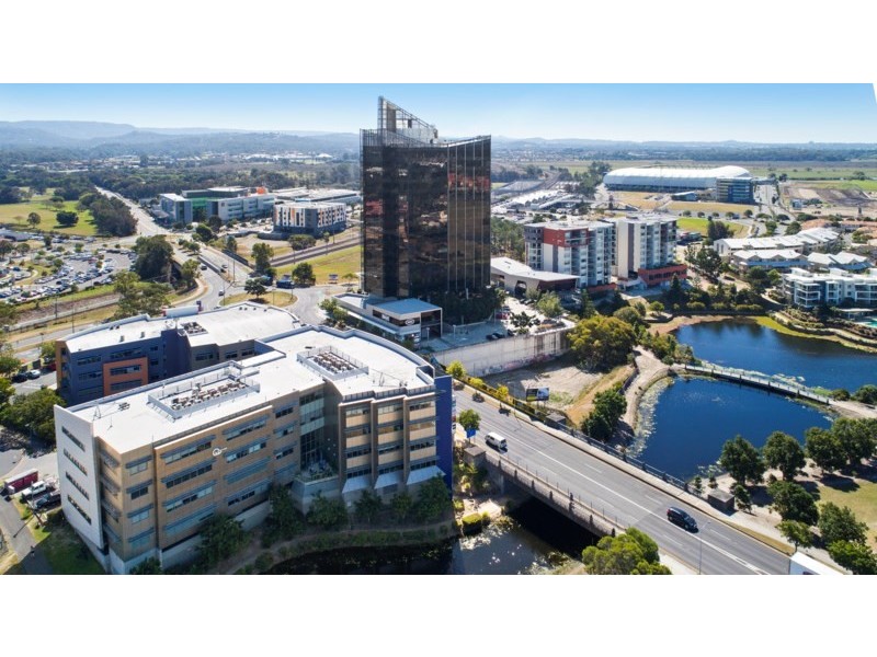 4/6 Waterfront Place, Robina QLD 4226