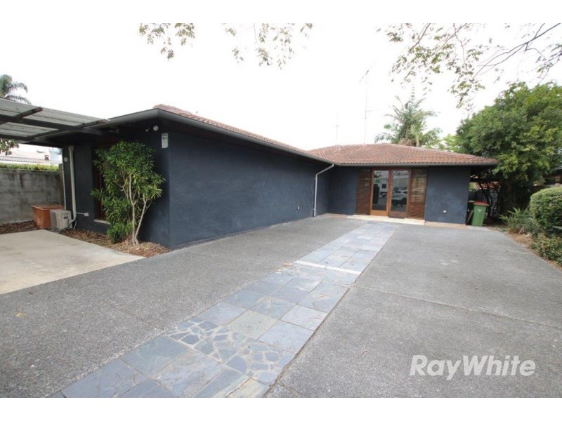 8 Ashmore Road, Bundall QLD 4217