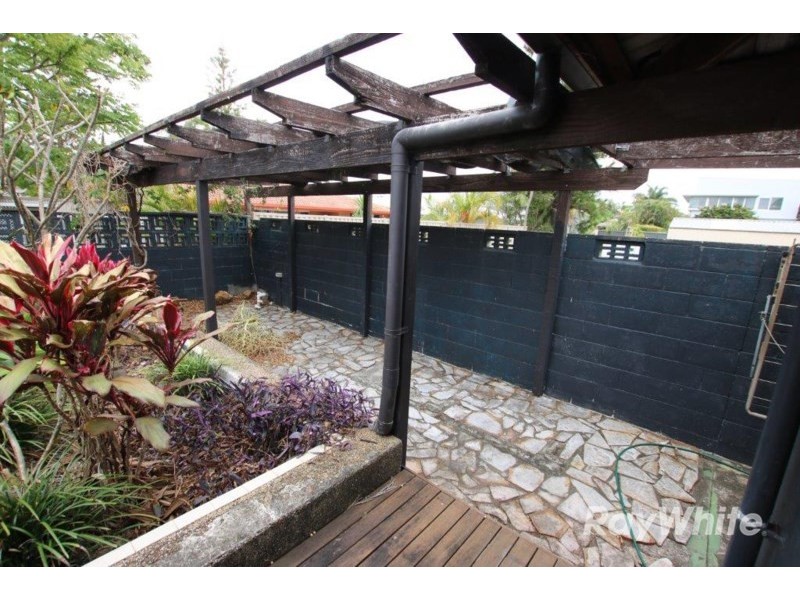 8 Ashmore Road, Bundall QLD 4217