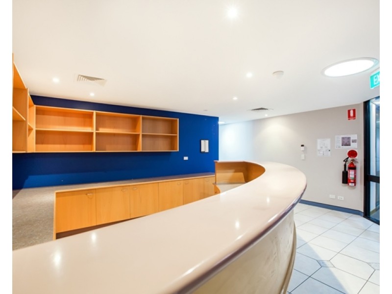 19/42 Bundall Road, Bundall QLD 4217