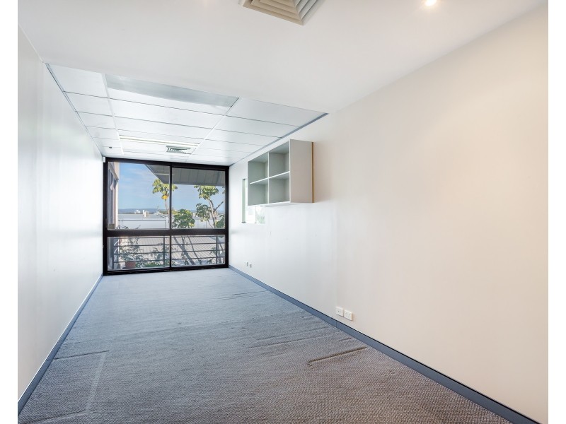 19/42 Bundall Road, Bundall QLD 4217