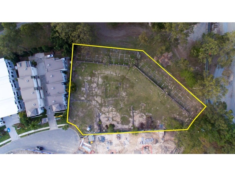 18 Careel Close, Helensvale QLD 4212