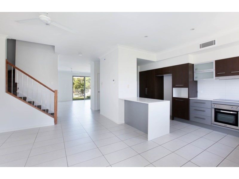 2-16 The Landings, Upper Coomera QLD 4209