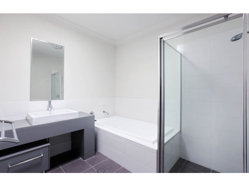 2-16 The Landings, Upper Coomera QLD 4209