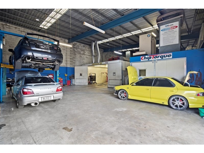 10 Lawrence Drive, Nerang QLD 4211