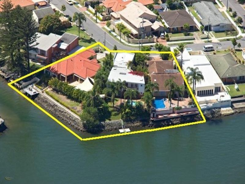 30-32 Paradise Island, Surfers Paradise QLD 4217