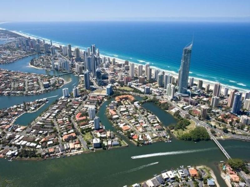 30-32 Paradise Island, Surfers Paradise QLD 4217