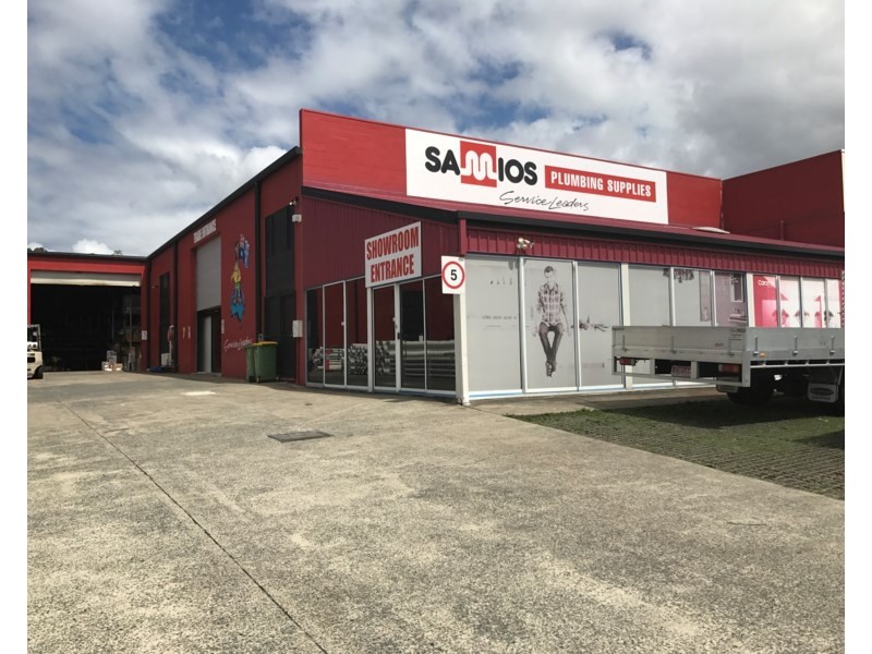 50 Junction Road, Burleigh Heads QLD 4220