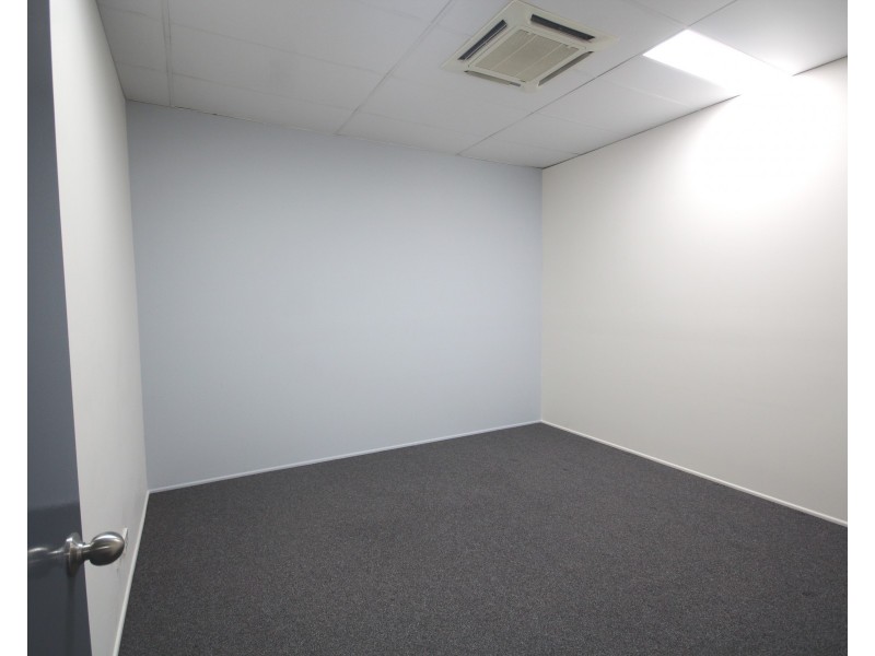 5/64 Siganto Drive, Helensvale QLD 4212