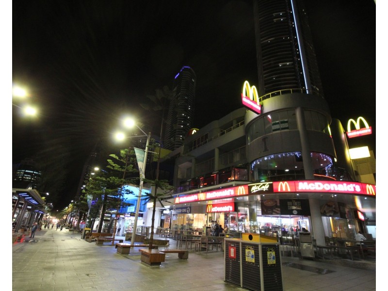1/3 Cavill Avenue, Surfers Paradise QLD 4217