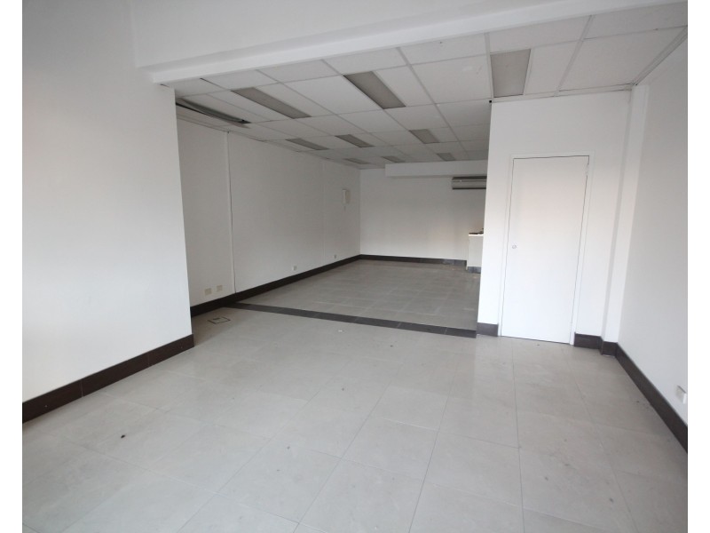 Shop 5/3043 Surfers Paradise Boulevard, Surfers Paradise QLD 4217
