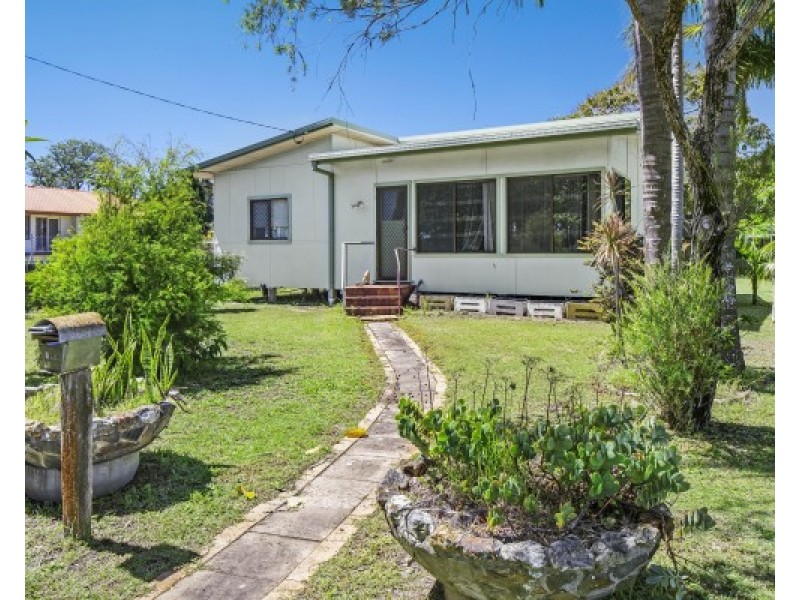 9-11 Waugh Street, Chinderah NSW 2487