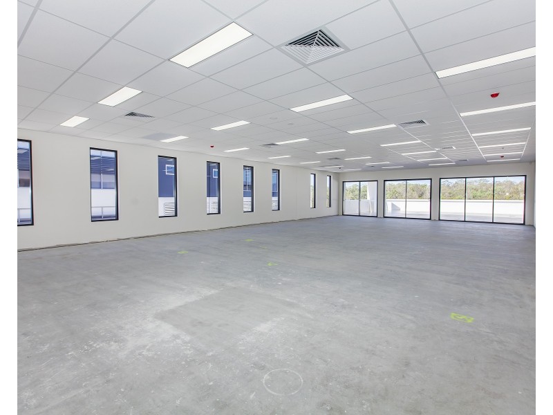 BS1 + BS2 108 Siganto Drive, Helensvale QLD 4212