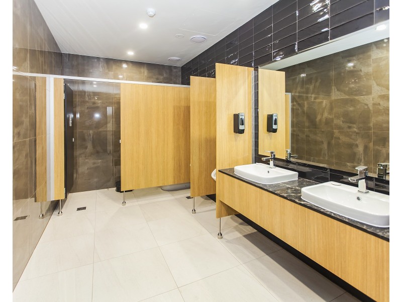 BS1 + BS2 108 Siganto Drive, Helensvale QLD 4212