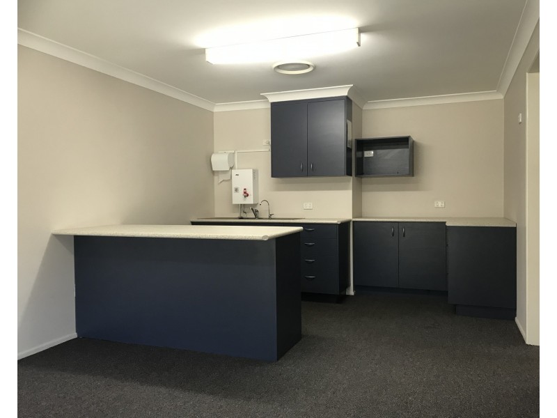 10 and 11/7 United Road, Ashmore QLD 4214