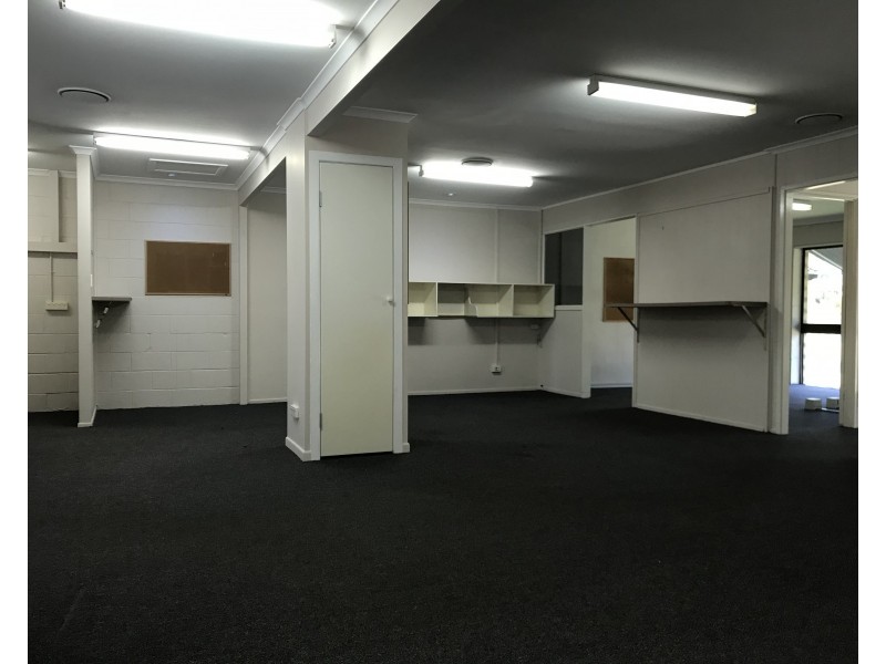 10 and 11/7 United Road, Ashmore QLD 4214