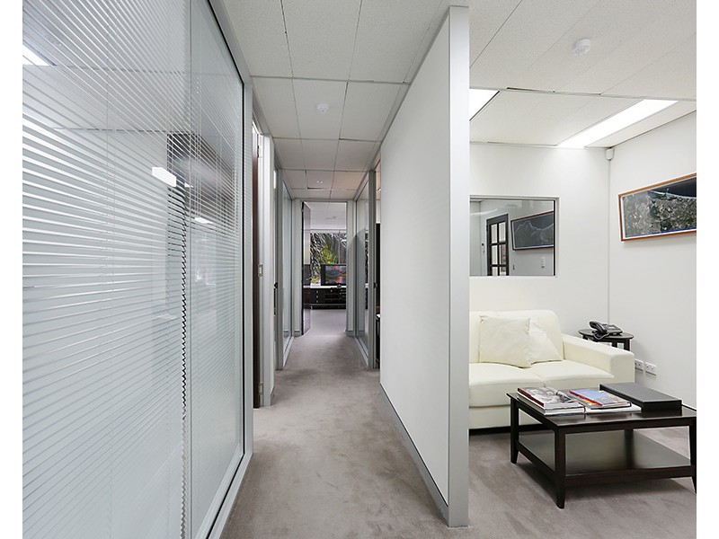 46 Cavill Avenue, Surfers Paradise QLD 4217