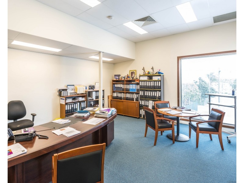 75 Nerang Street, Southport QLD 4215