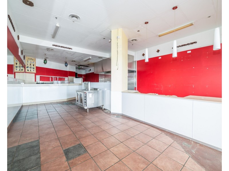 Lot 5/300 Marine Parade, Labrador QLD 4215