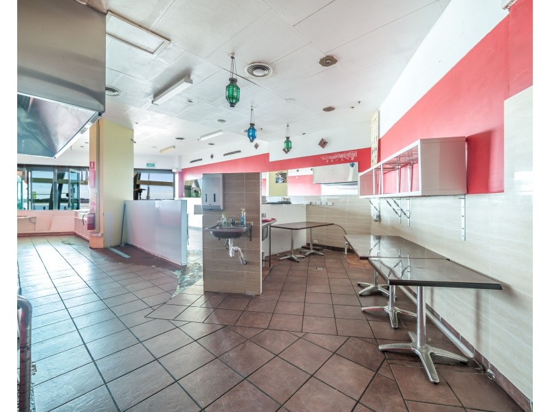 Lot 5/300 Marine Parade, Labrador QLD 4215