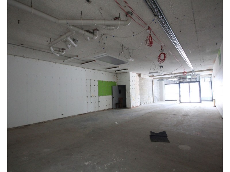 Shop 3/3084 Surfers Paradise Boulevard, Surfers Paradise QLD 4217