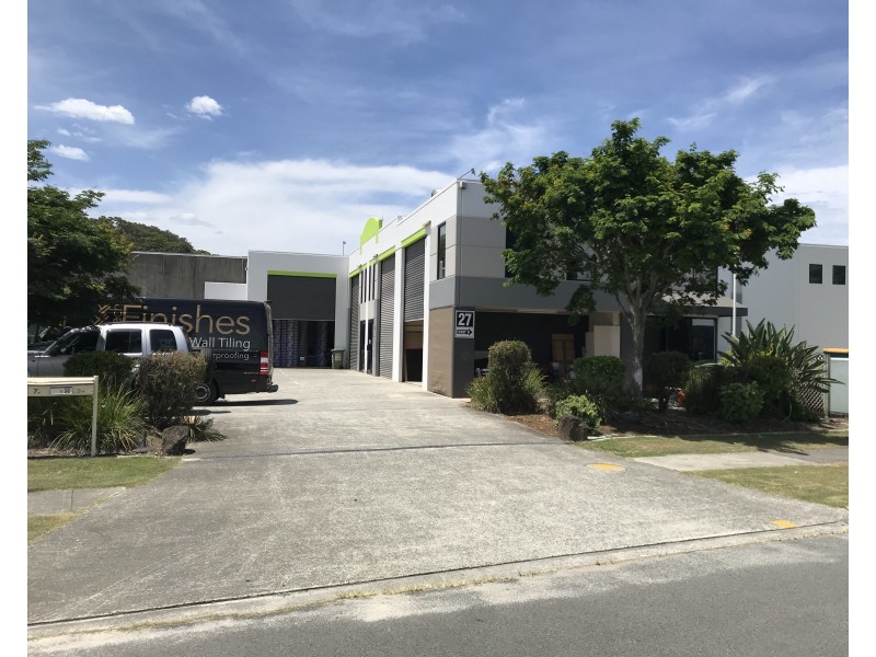 8/27 Township Drive, Burleigh Heads QLD 4220