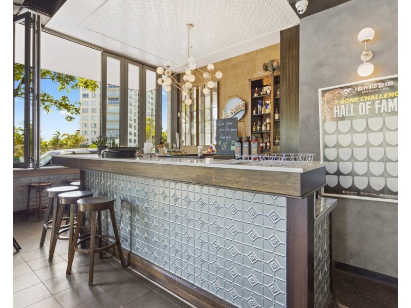 1/1638 Tweed Street, Burleigh Heads QLD 4220