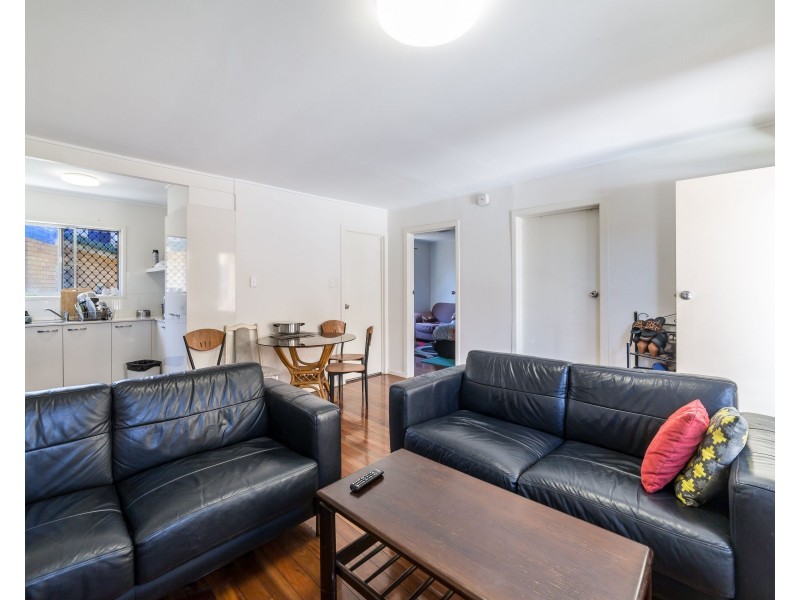 26 Sunrise Boulevard, Surfers Paradise QLD 4217