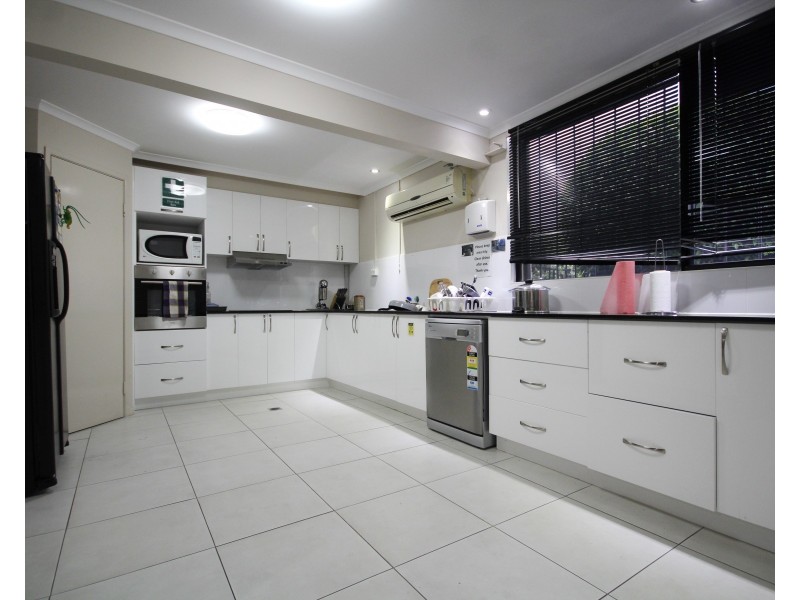 L2,3,4 11 Crown Court, Varsity Lakes QLD 4227