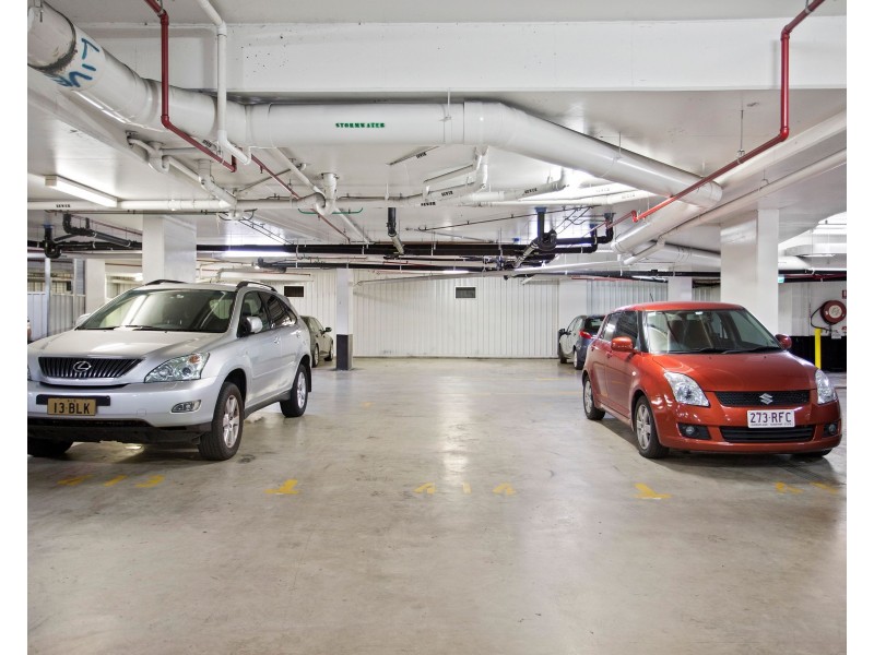 414/1 Como Cresent, Southport QLD 4215