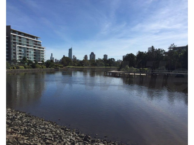 Broadbeach Waters QLD 4218