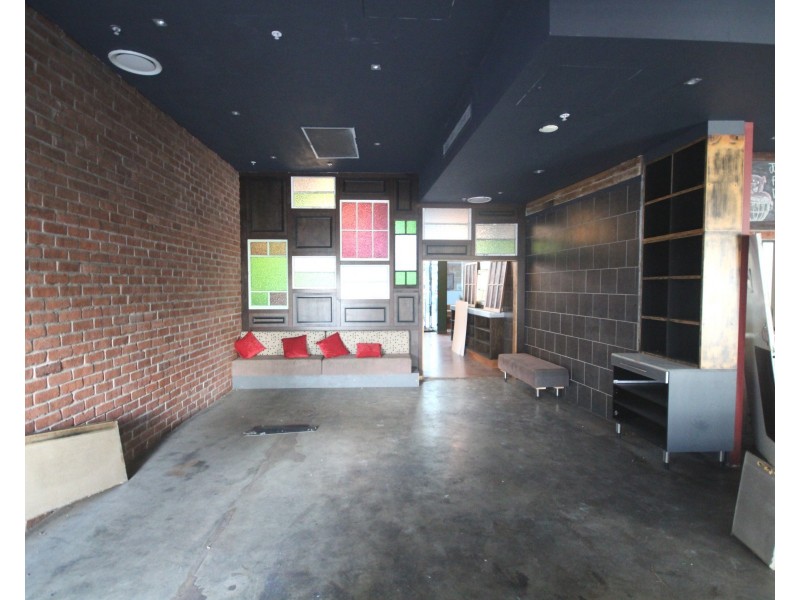 Shop 4/9 Hamilton Avenue, Surfers Paradise QLD 4217