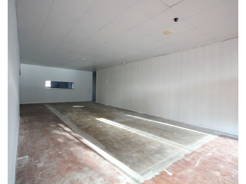 1/8 West Street, Burleigh Heads QLD 4220