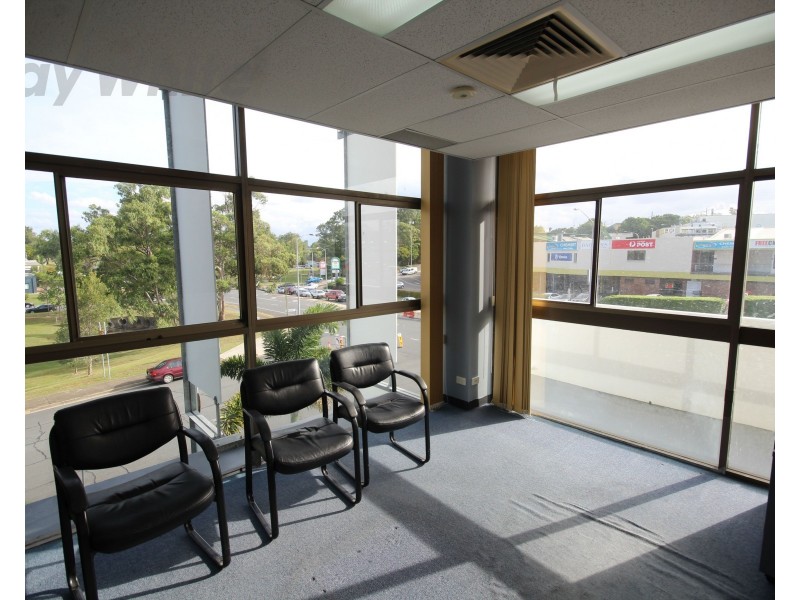 1 207 Currumburra Road, Ashmore QLD 4214