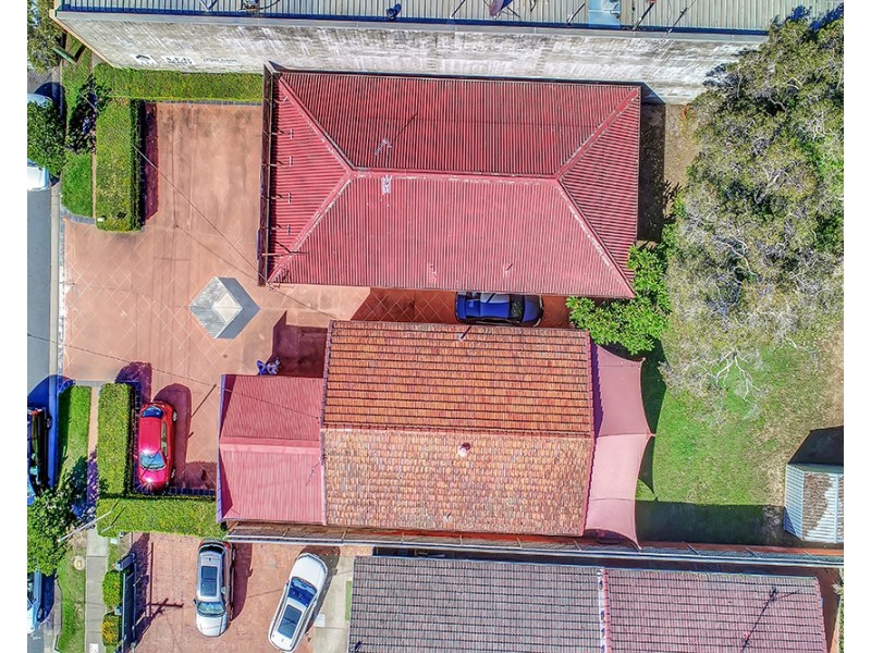 4 Glenelg Avenue, Mermaid Beach QLD 4218