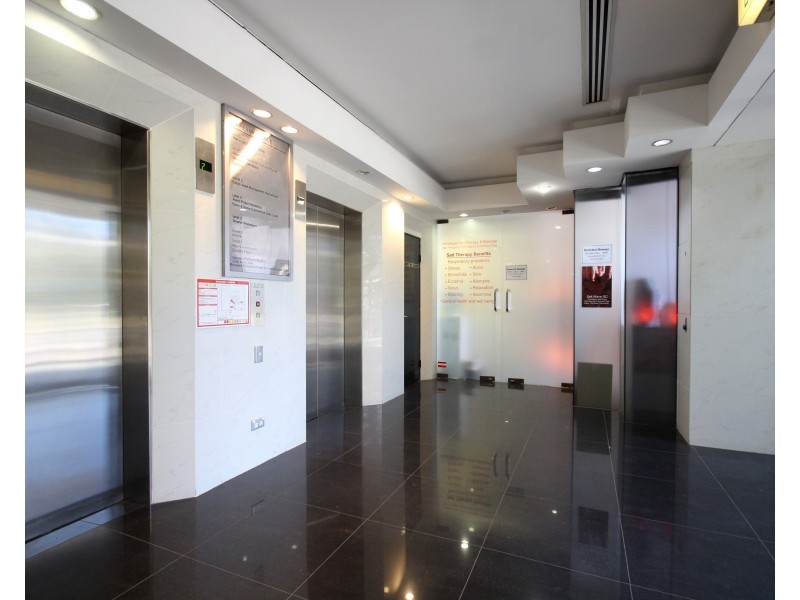 64 Ferny Avenue, Surfers Paradise QLD 4217