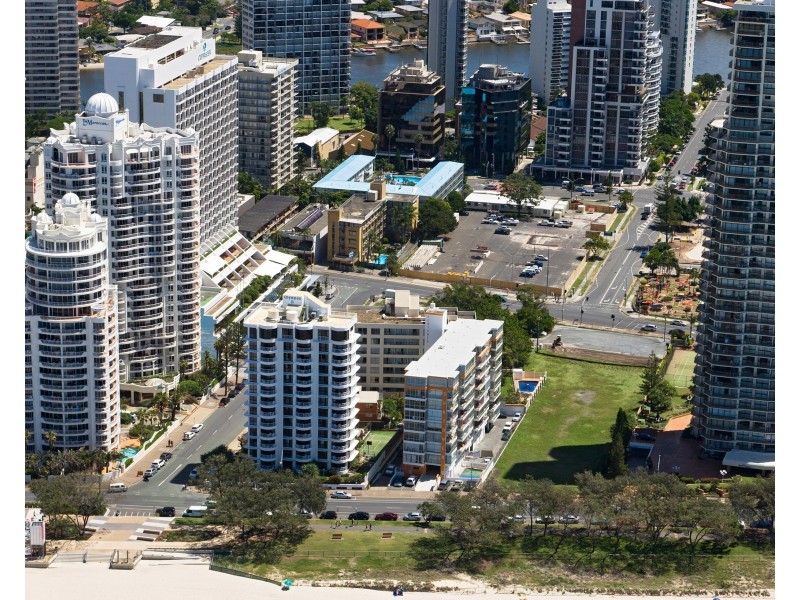 64 Ferny Avenue, Surfers Paradise QLD 4217