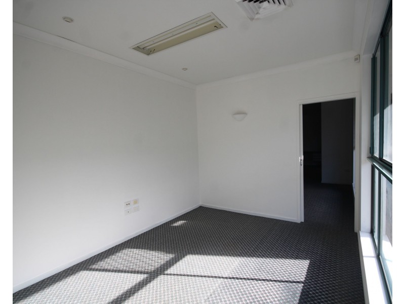 5 Glenelg Avenue, Mermaid Beach QLD 4218
