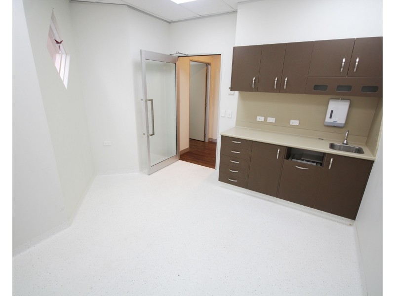 11A/26 Tedder Avenue, Main Beach QLD 4217