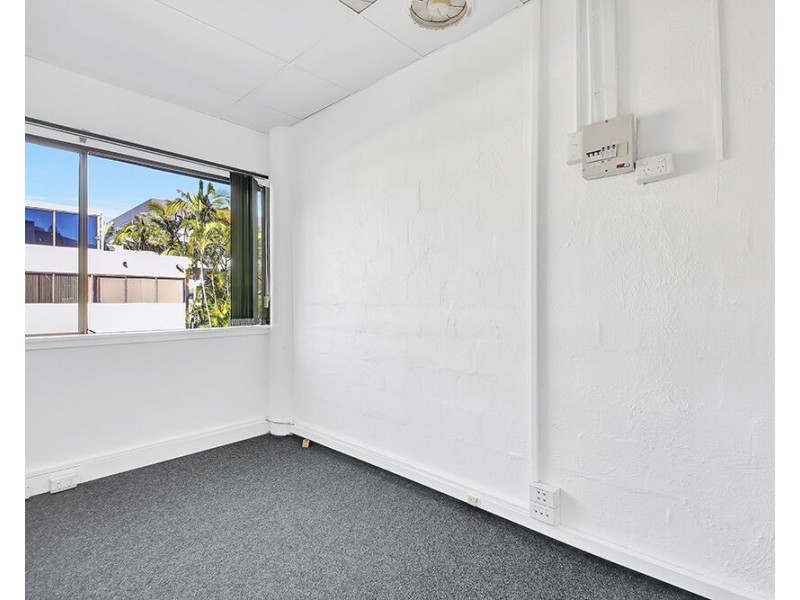 14/13 Karp Court, Bundall QLD 4217